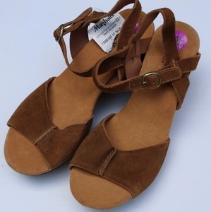 Vintage style wedge CLARKS sandals